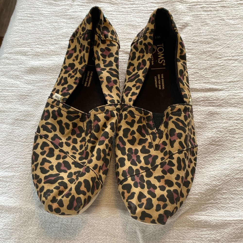 Tom’s Shoes